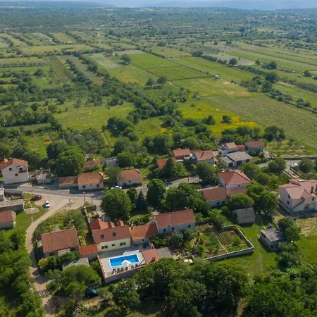 Kuca Za Odmor Drnis, Miljevci Villa Drniš