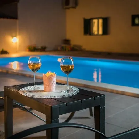 Kuca Za Odmor Drnis, Miljevci Villa Drniš