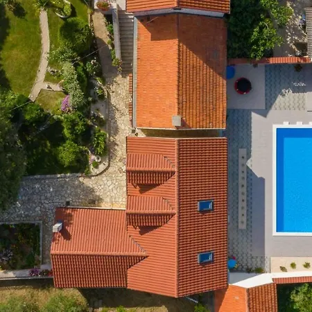 Villa Kuca Za Odmor Drnis, Miljevci