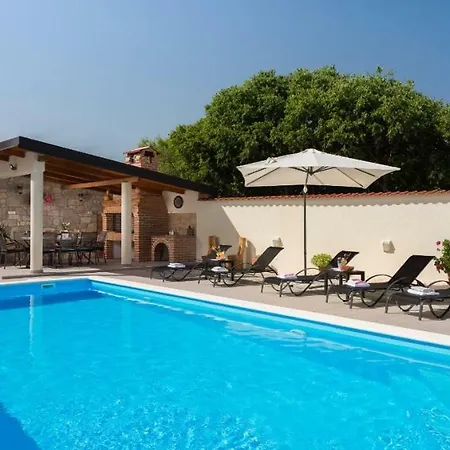Kuca Za Odmor Drnis, Miljevci Villa *