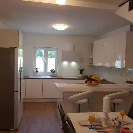 Kuca Za Odmor Drnis, Miljevci Villa Drniš